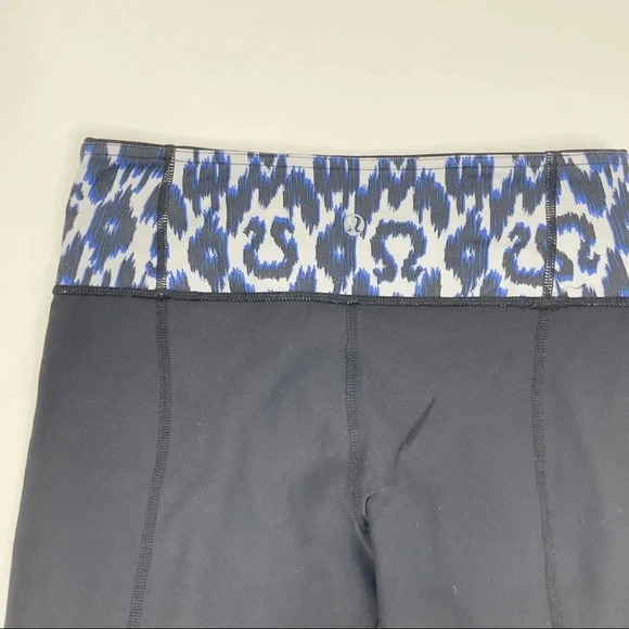 Lululemon Reversible Grove crop legging Size 4 - Picture 11 of 11